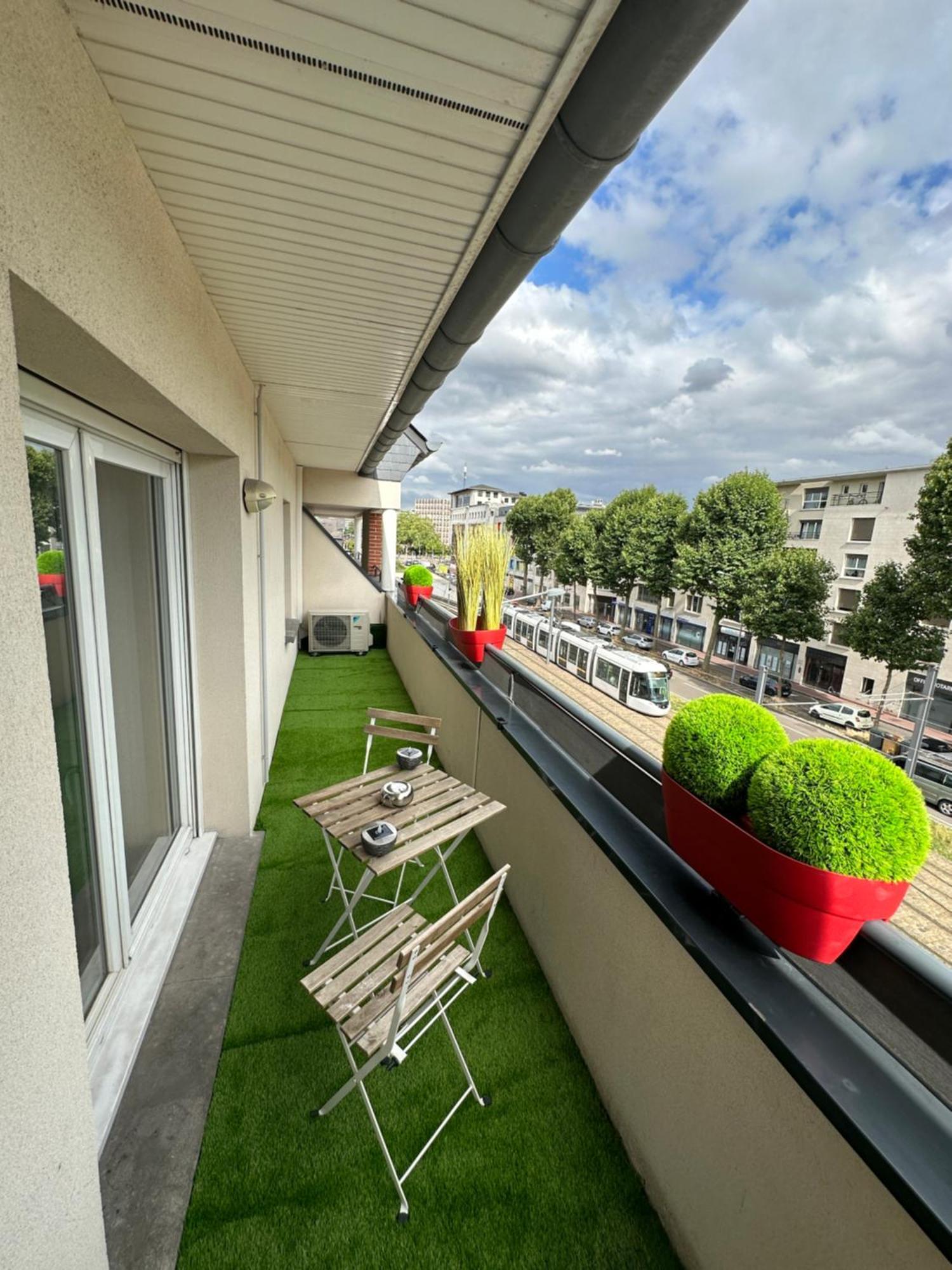דירות רואן T3 Flat Moderne Sur 2 Etages Metro Parking Free Entrance Autonome מראה חיצוני תמונה